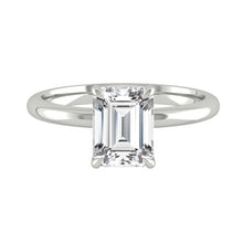 Load image into Gallery viewer, Lucce Lucia Emerald Moissanite