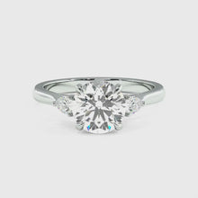 Load and play video in Gallery viewer, Lucce Sophia Round Diamond