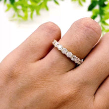 Load and play video in Gallery viewer, Civini 7-Stone Moissanite