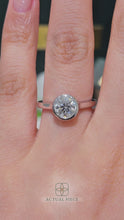 Load and play video in Gallery viewer, Lucce Carla Lab Diamond 1.00ct D VVS2 Id IGI 14K White Gold