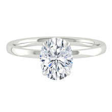 Load image into Gallery viewer, Lucce Lucia Halo Oval Moissanite