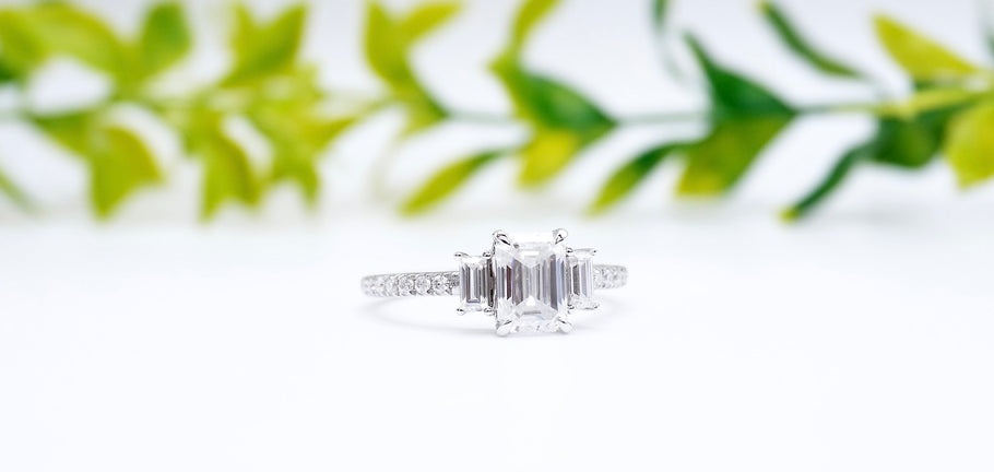 The Unique Brilliance of Moissanite: A Guide for the Perfect Engagement Ring