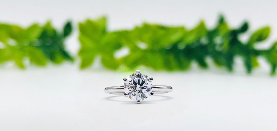7-Step Guide to Buying a Lab Diamond Engagement Ring