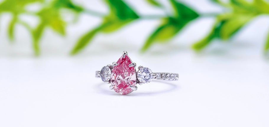 Meet the All-New Siena Pavé: A Brilliant Pink Lab Diamond Engagement Ring