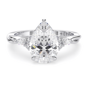 LUCCE ALESSA™ Pear Diamond