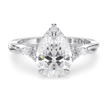 Load image into Gallery viewer, LUCCE ALESSA™ Pear Lab Diamond 1.01ct E VVS2 14K White Gold
