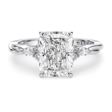 Load image into Gallery viewer, Lucce Alessa Radiant Diamond
