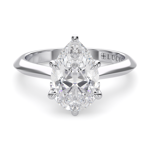 Lucce Ecuadorian Pear Diamond
