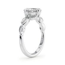Load image into Gallery viewer, Lucce Constance Vielle Radiant Diamond
