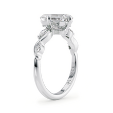 Load image into Gallery viewer, Lucce Constance Viello Radiant Diamond
