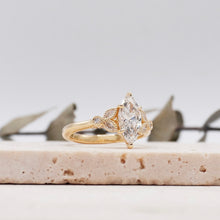 Load image into Gallery viewer, Stella Marquise Lab Diamond 1.27ct E VS1 IGI 18K Yellow Gold
