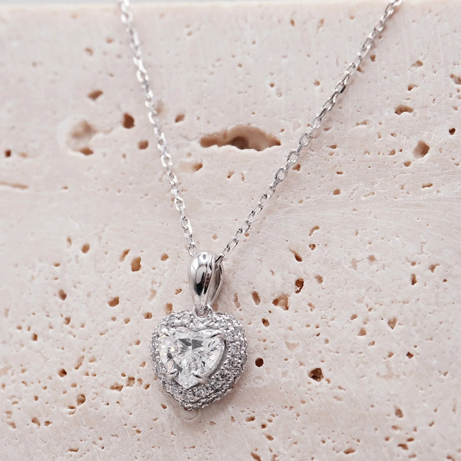 Load image into Gallery viewer, LUCCE PRESA™ Heart Necklace Diamond
