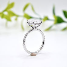 Load image into Gallery viewer, Verona Pavé Princess 1.50ct SUPERNOVA Moissanite
