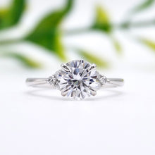 Load image into Gallery viewer, Trieste 1.5ct Forever ONE Moissanite
