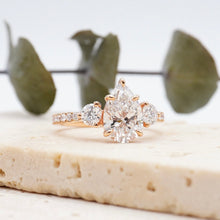 Load image into Gallery viewer, Siena Pavé Pear Moissanite
