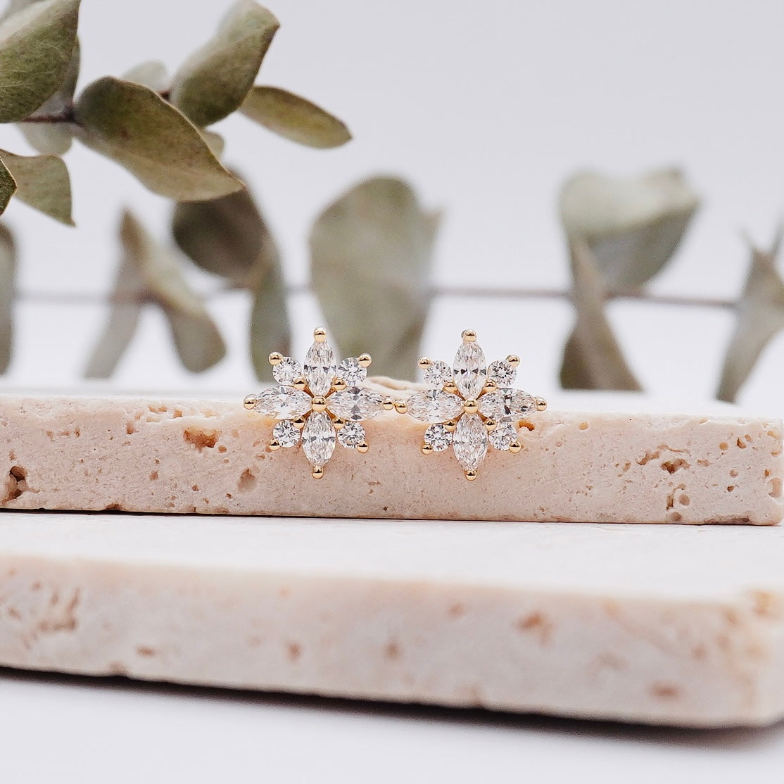 Load image into Gallery viewer, LUCCE CONSTANCE™ Si Earrings Diamond
