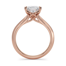 Load image into Gallery viewer, Lucce Ecuadorian Princess Diamond
