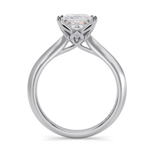 Load image into Gallery viewer, Lucce Ecuadorian Princess Diamond
