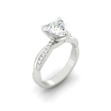 Load image into Gallery viewer, Fiore Heart Moissanite
