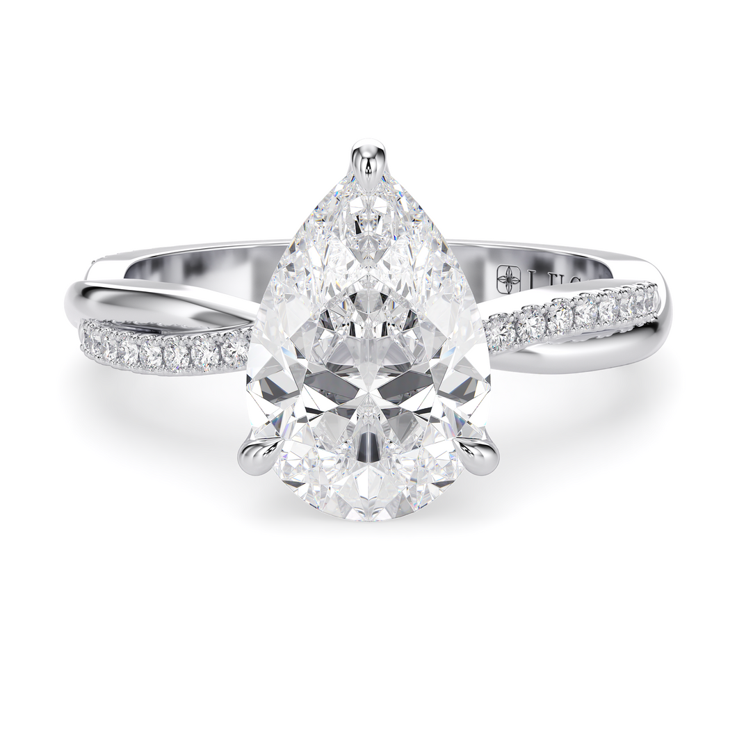 Lucce Fiore Pear Diamond