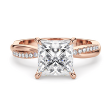 Load image into Gallery viewer, Lucce Fiore Princess Diamond
