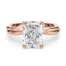 Load image into Gallery viewer, Lucce Fiore Solitaire Radiant Diamond
