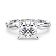 LUCCE FIORE™ Solitaire Princess Diamond