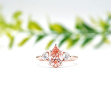 Load image into Gallery viewer, Siena Pear Lab Diamond Rosé
