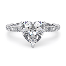 Load image into Gallery viewer, Lucce Lucia Pavé Heart Diamond
