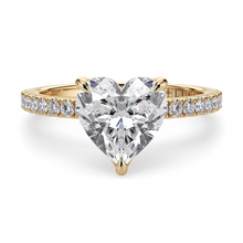 Load image into Gallery viewer, Lucce Lucia Pavé Heart Diamond
