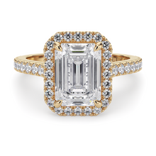 Load image into Gallery viewer, Lucce Montevalle Emerald Diamond
