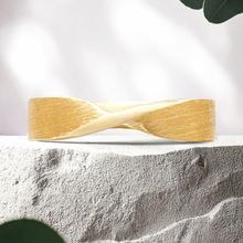 Load image into Gallery viewer, Lucce Esso Brushed 5mm 14K Yellow Gold
