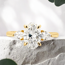 Load image into Gallery viewer, Lucce Sophia Luxe Oval Lab Diamond 1.50ct D VVS2 Ex IGI 14K Yellow Gold
