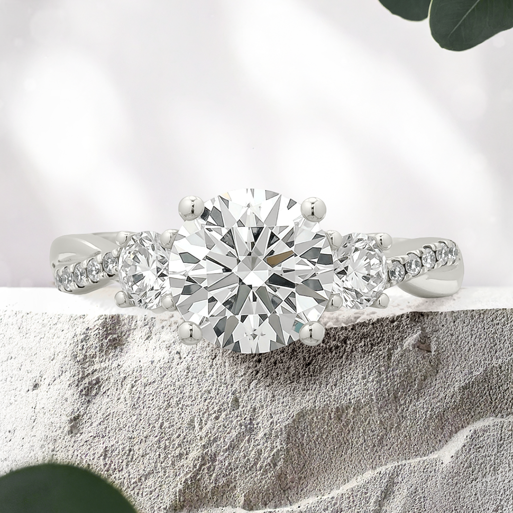Load image into Gallery viewer, LUCCE FIORE™ Trio Round Lab Diamond 1.50ct D VVS2 Id IGI Platinum
