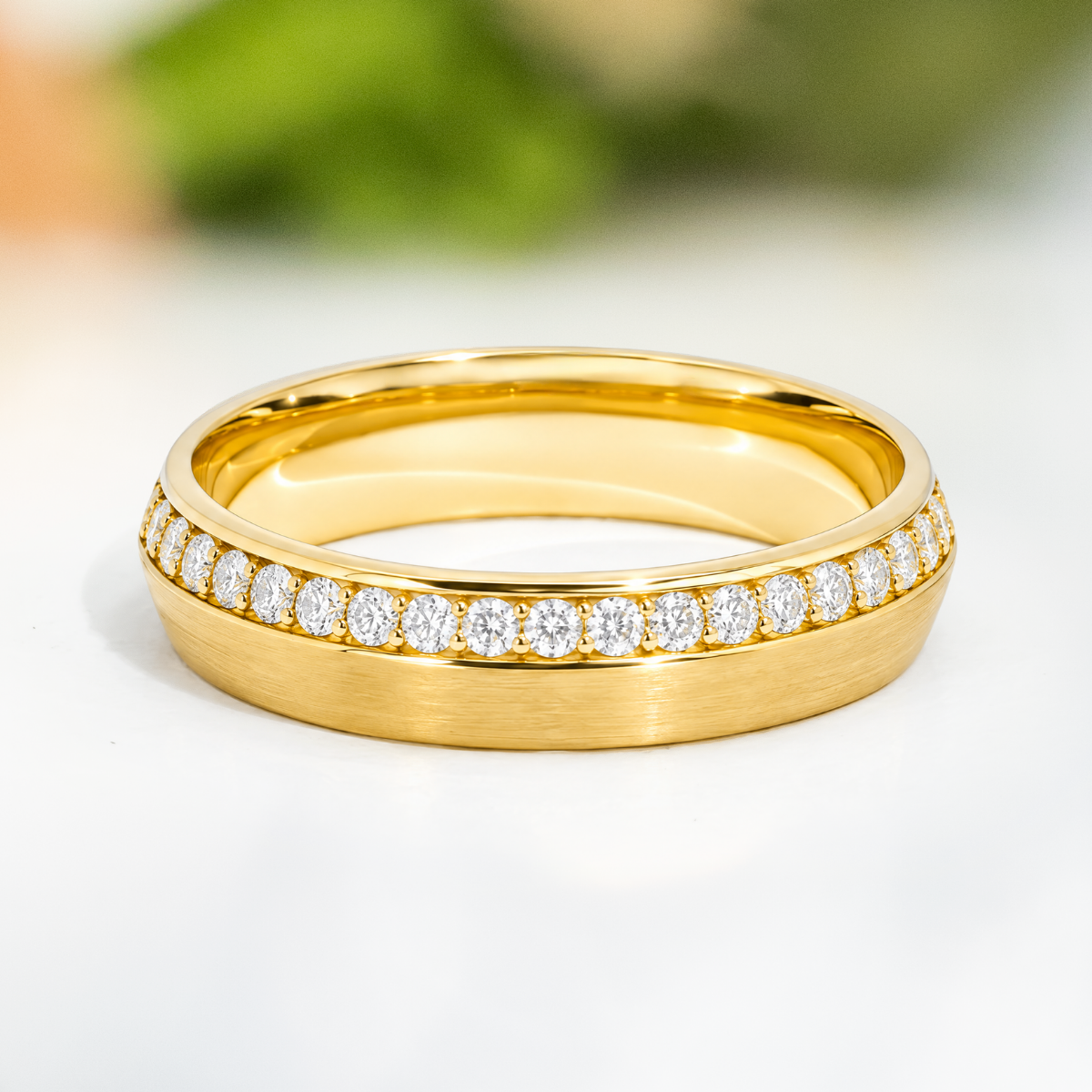 Load image into Gallery viewer, LUCCE ECUADORIAN™ Vio 5mm Natural Diamond 0.28ctw 18K Yellow Gold
