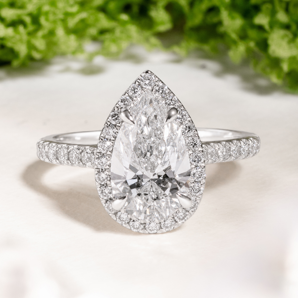 Load image into Gallery viewer, LUCCE MONTEVALLE™ Pear Lab Diamond 1.51ct D VVS2 IGI 18K White Gold
