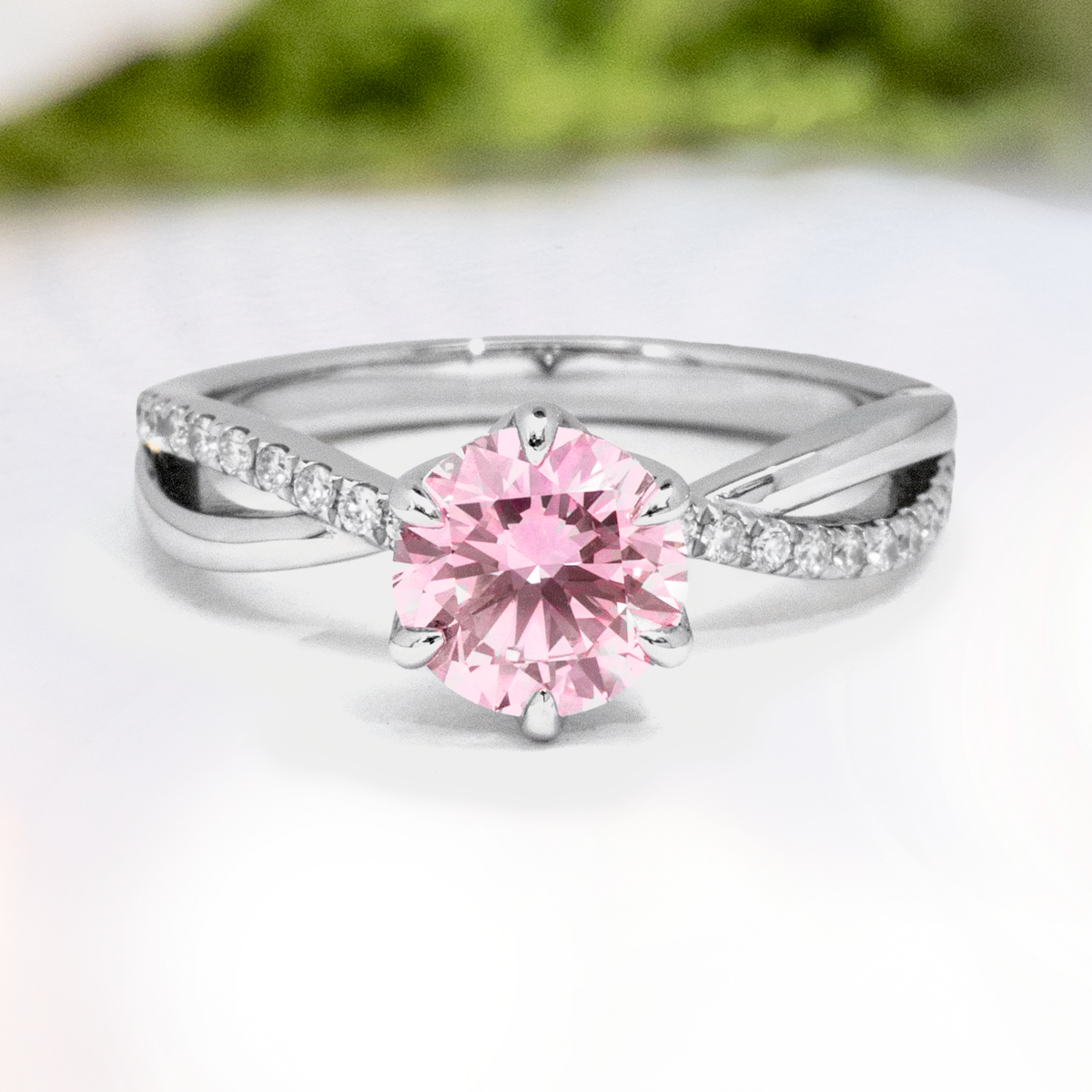 Load image into Gallery viewer, LUCCE FIORE™ Sei Round ROSÉ™ Pink Lab Diamond 1.18ct Fancy Vivid Pink IGI Platinum
