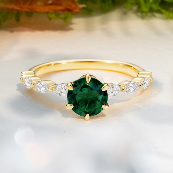 LUCCE MARCHESA™ Round AURORA™ Green Emerald 1.00ct 14K Yellow Gold