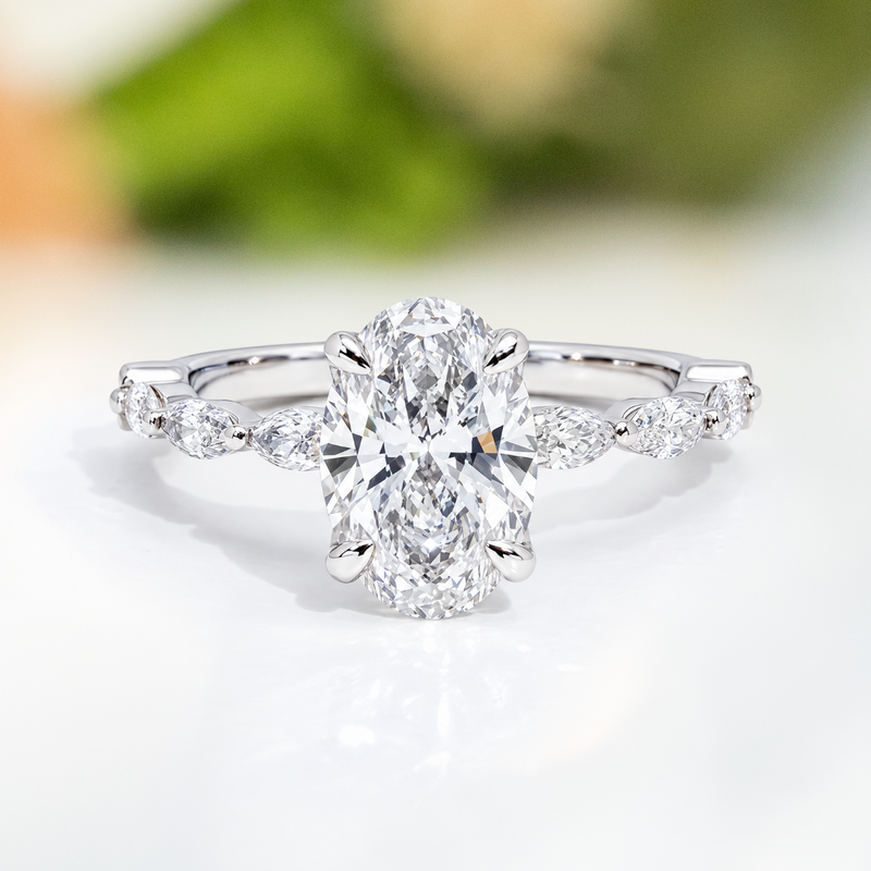 LUCCE MARCHESA™ Oval Lab Diamond 2.00ct E VVS2 IGI Platinum