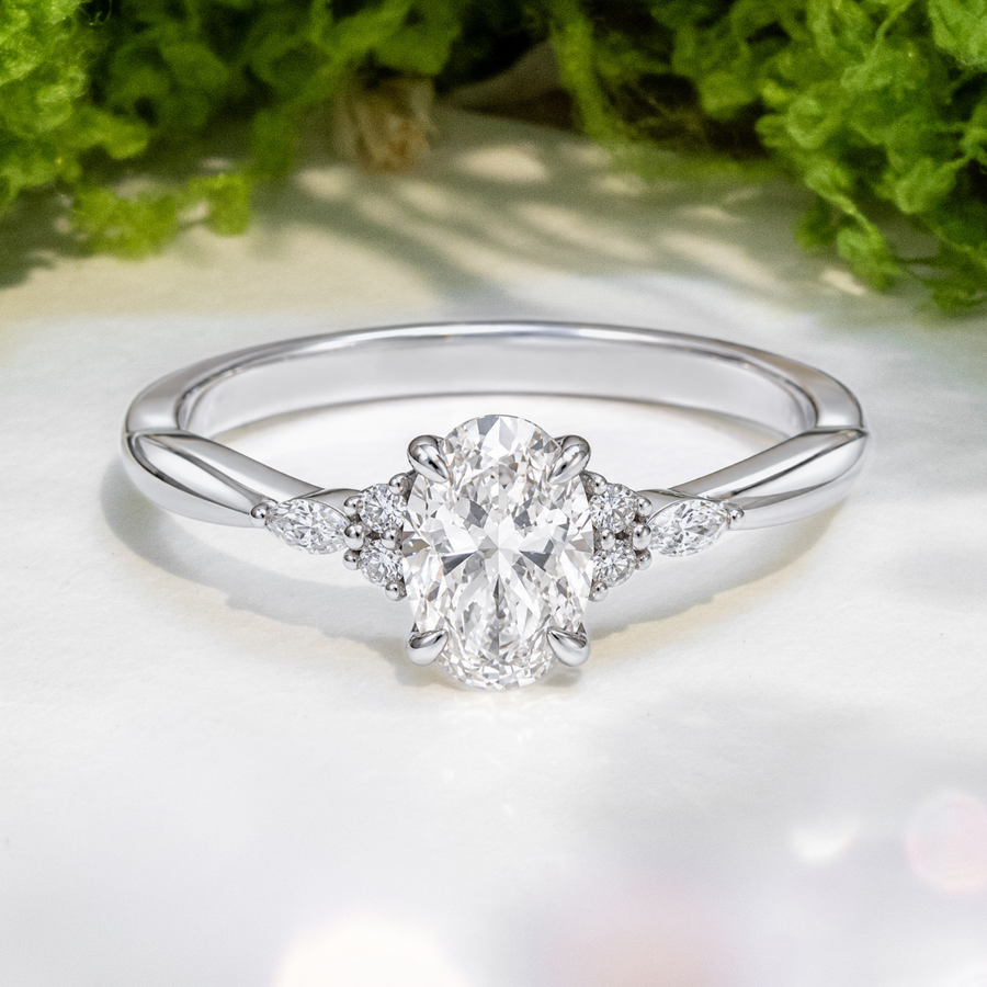 Load image into Gallery viewer, LUCCE ALESSA™ Oval Lab Diamond 1.01ct D VVS2 IGI 14K White Gold
