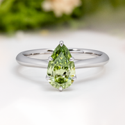 LUCCE ECUADORIAN™ Pear VERDANT™ Lab Diamond 1.06ct Fancy Vivid Green VVS2 IGI 14K White Gold