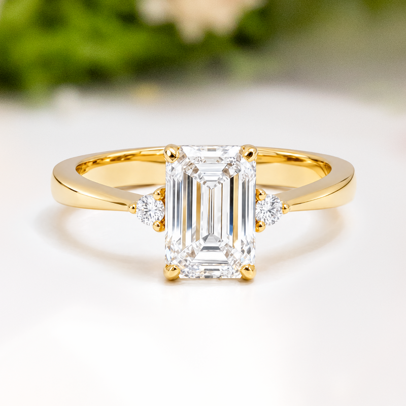 LUCCE CUSTOM SOPHIA™ Emerald Lab Diamond 1.56ct E VVS2 14K Yellow Gold