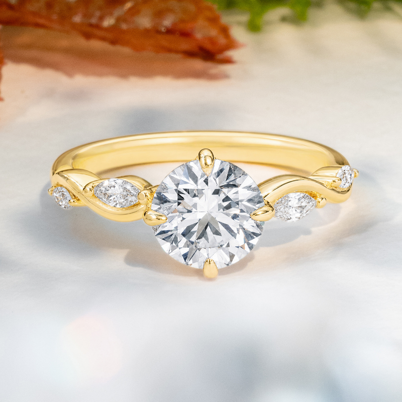 LUCCE CONSTANCE™ Viello Round Lab Diamond 1.53ct E VVS2 Id IGI 14K Yellow Gold