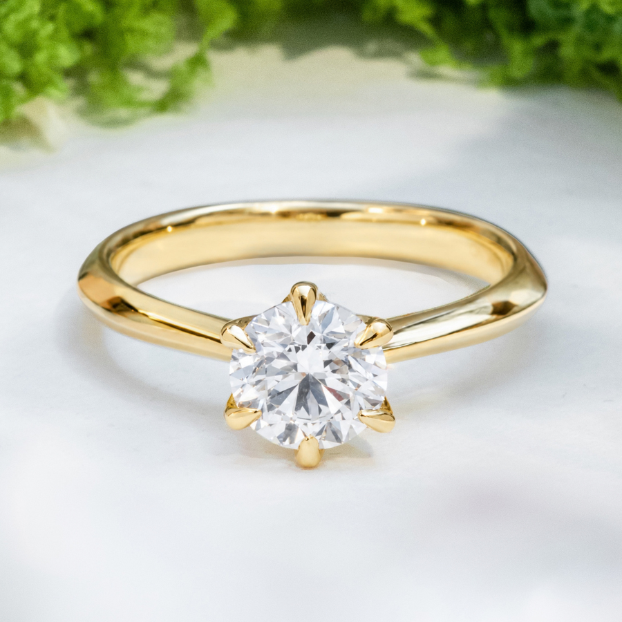 Load image into Gallery viewer, LUCCE ECUADORIAN™ Round Lab Diamond 1.03ct D VS1 Id IGI 14K Yellow Gold
