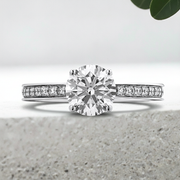 LUCCE KAELA™ Round Lab Diamond 1.05ct D VVS2 Id IGI 18K White Gold