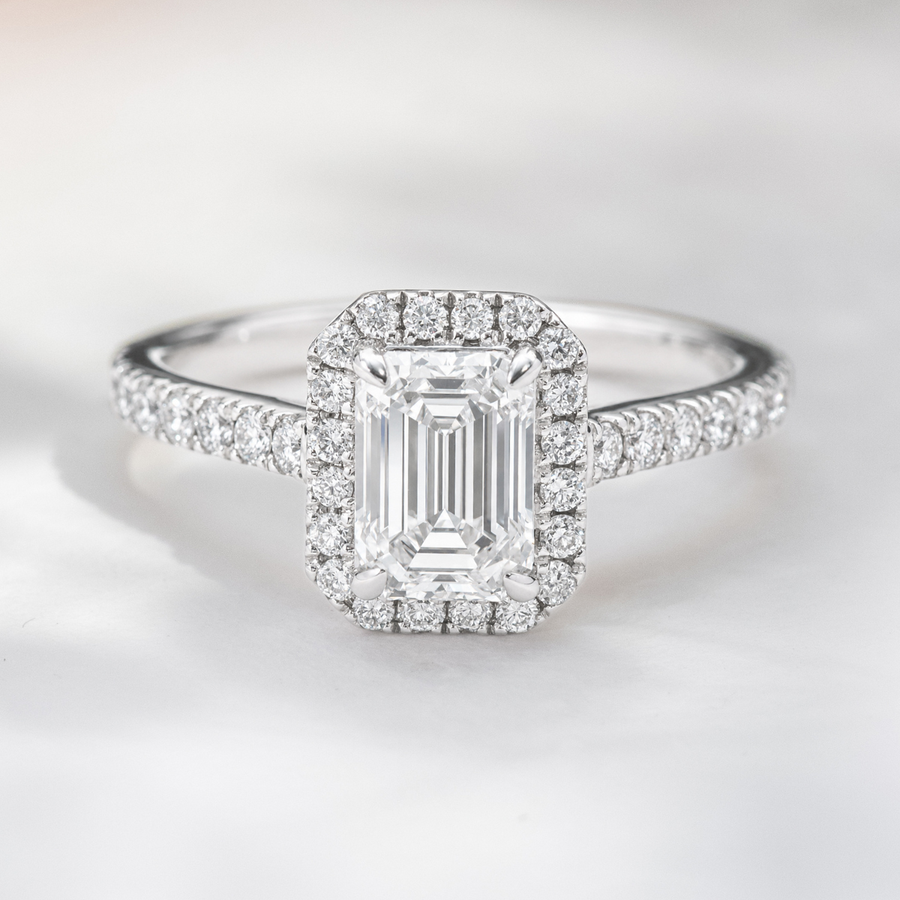 Load image into Gallery viewer, LUCCE MONTEVALLE™ Emerald Lab Diamond 1.07ct D VVS2 IGI 14K White Gold

