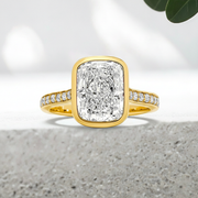 LUCCE CARLA™ Pavé Cushion Lab Diamond 3.08ct F VVS2 18K Yellow Gold