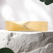 Load image into Gallery viewer, Lucce Arcus Brushed 5mm 14K Yellow Gold
