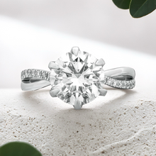 Load image into Gallery viewer, Lucce Fiore Sei Round Lab Diamond 2.50ct D VS1 Id IGI Platinum
