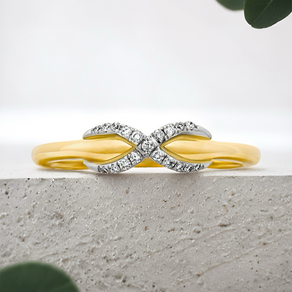 LUCCE PROMISE™ Lab Diamond 0.07ctw Solid 14K Yellow/White Gold